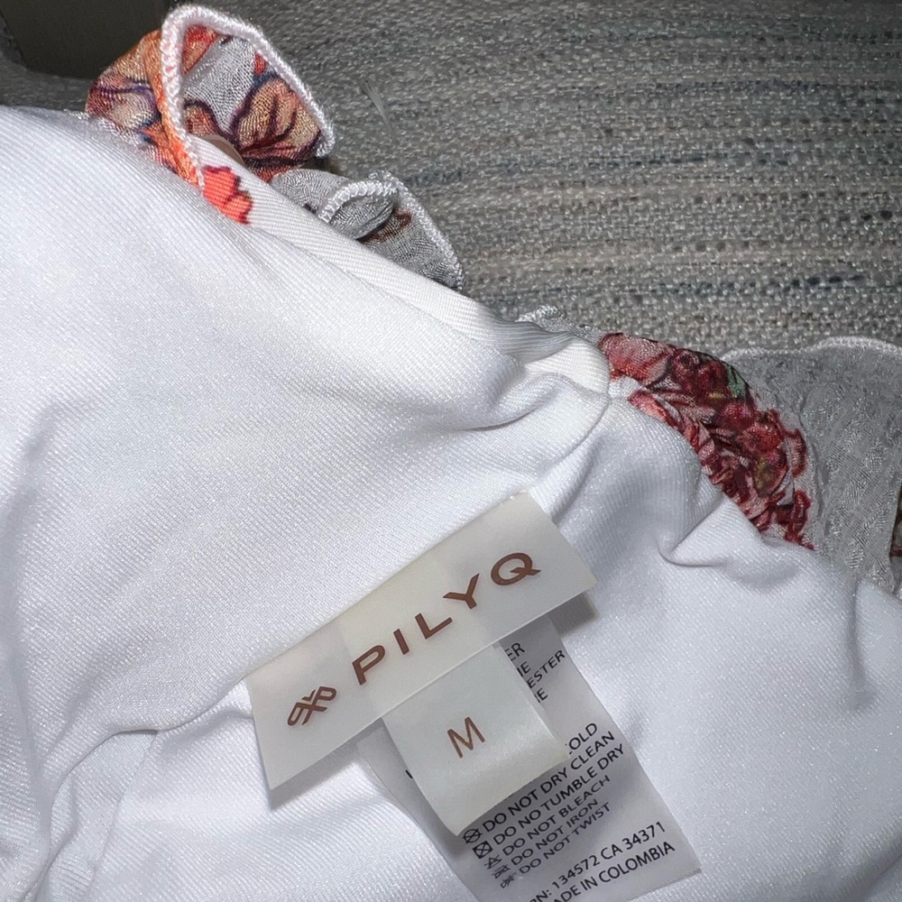 Pily Q Bikini - Picture 4 of 5